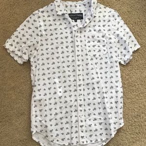 Short sleeve button up white shirt